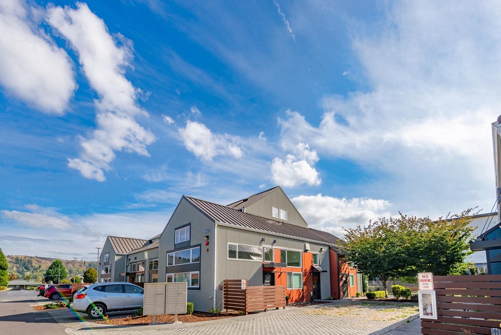 the building in which the apartment is located