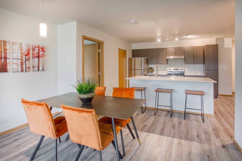 dining area looking into kitchen island