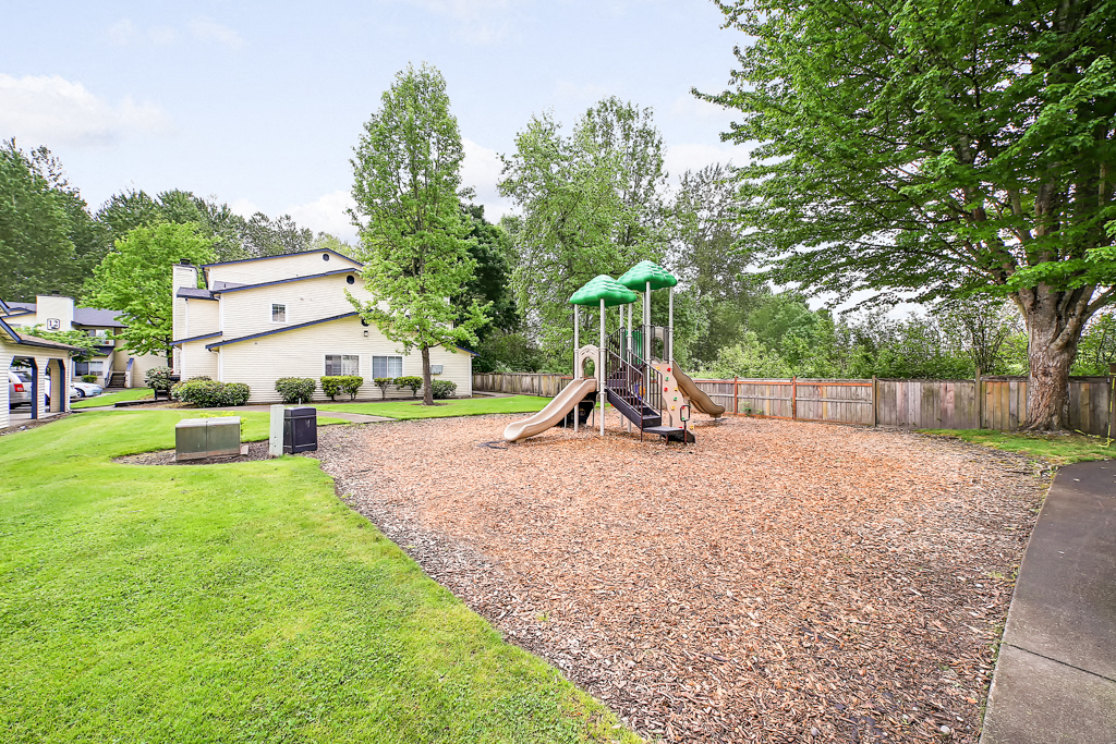 Mallard Pointe At Riverbend