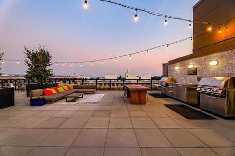 Rooftop Dining Table