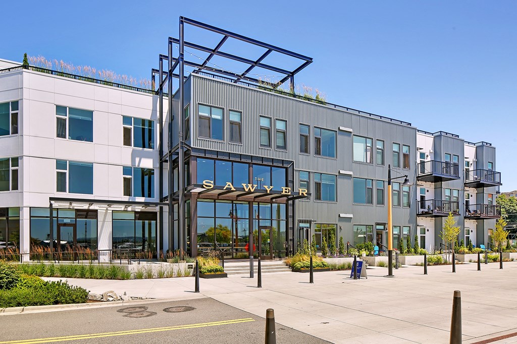 an exterior view of a building with a sanyo sign