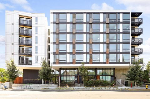 the building in which the hotel is located