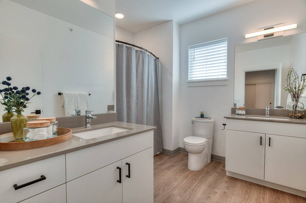 Outpost44_Model_303_Bath