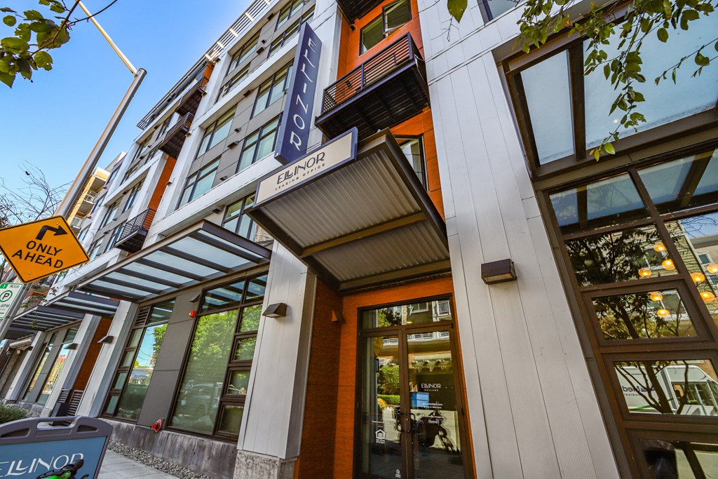 the building in which the hotel is located