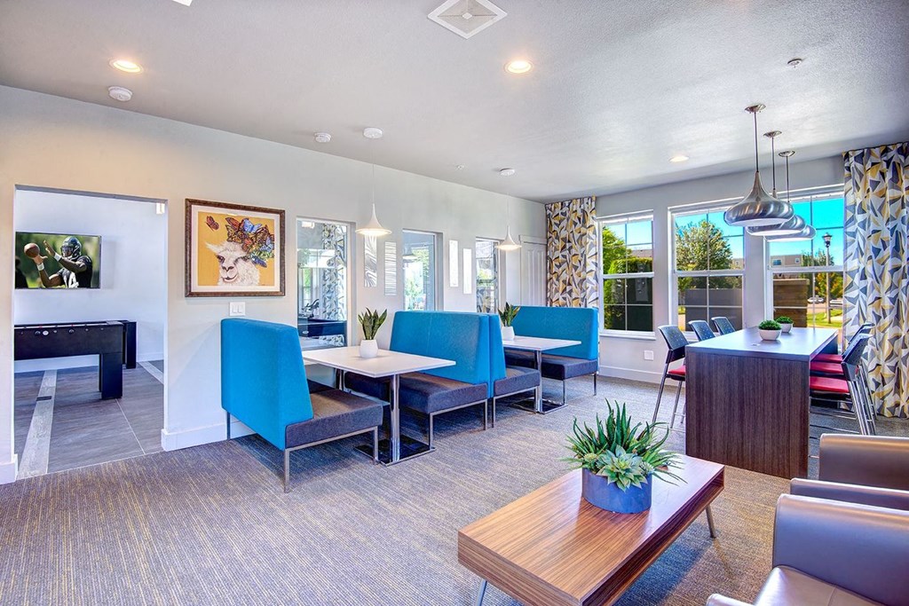 resident lounge with seating at Clock Tower Village, DuPont, 98327