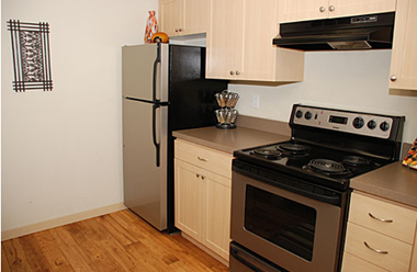 14355 Linden Ave N 1-2 Beds Apartment for Rent Photo Gallery 1