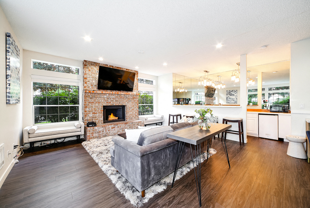 Mallard Pointe At Riverbend