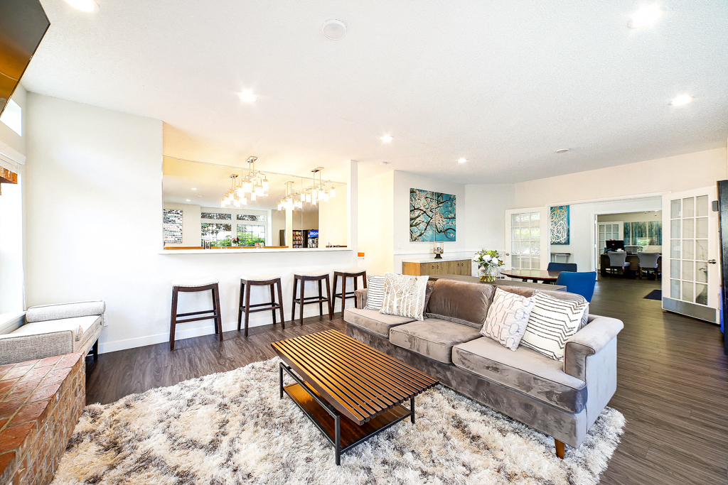 Mallard Pointe At Riverbend