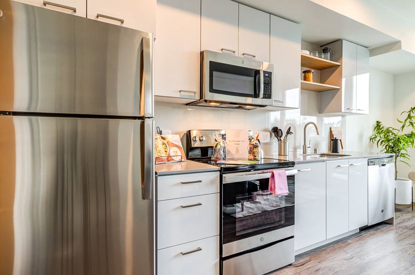 125 Boren Ave S Studio-2 Beds Apartment for Rent - Photo Gallery