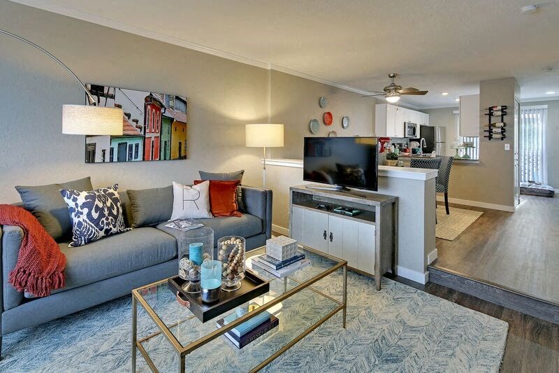 The Row Townhomes is a similar property to The Villas in Bellevue Apartments located in Bellevue