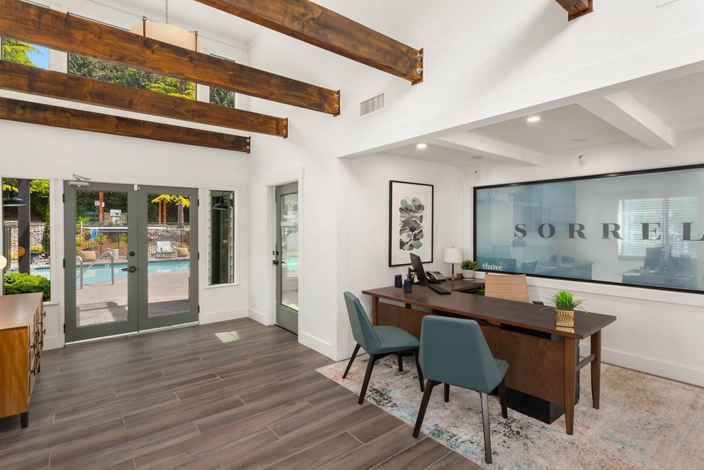 additional photo for property listing at chic digs with room to stretch out in the village 22 car