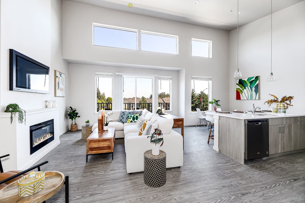 Peak At Sunrise is a similar property to Thornbury Townhomes located in Puyallup