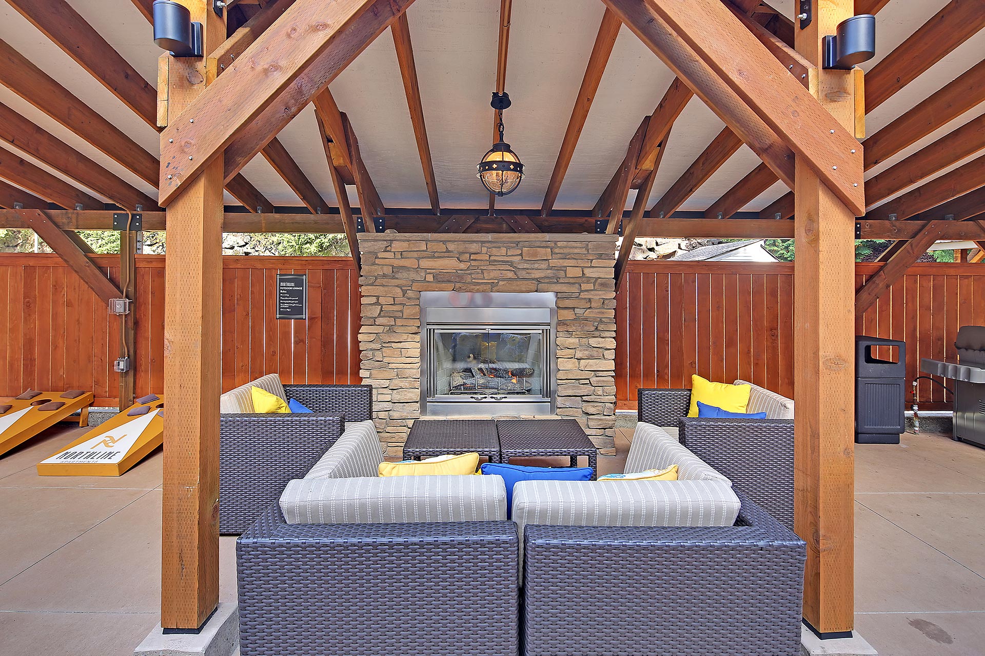 Outdoor resident lounge