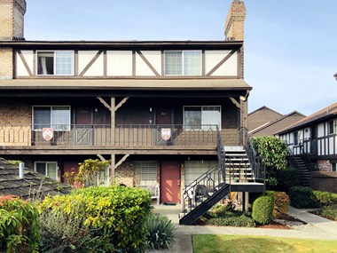 455 S 156Th St 1-3 Beds Apartment for Rent