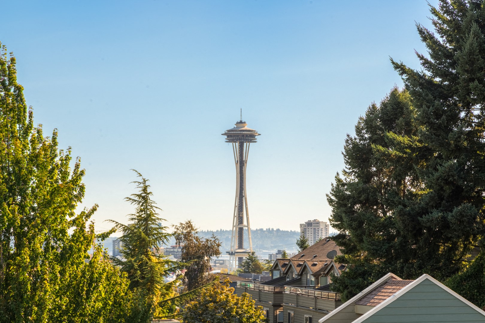 Views of the space needle. The Eden Apartments, Queen Anne, Seattle WA