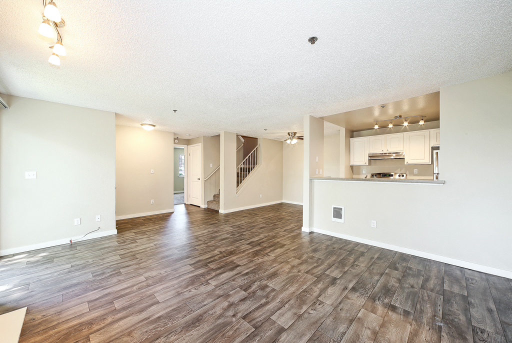 Mallard Pointe At Riverbend