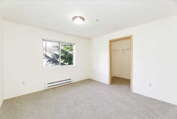1730 112th St SW 1-2 Beds Apartment for Rent - Photo Gallery 6
