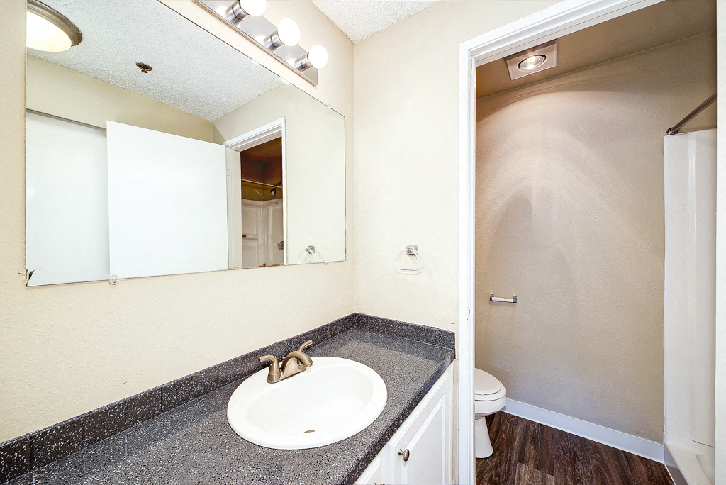 Mallard Pointe At Riverbend is a similar property to Continental Village Apartments located in Auburn