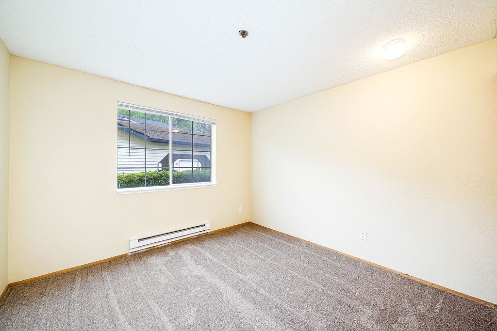 Mallard Pointe At Riverbend