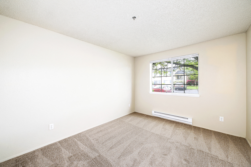 Mallard Pointe At Riverbend