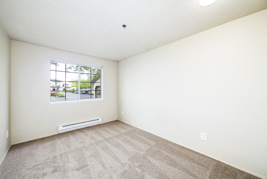 Mallard Pointe At Riverbend