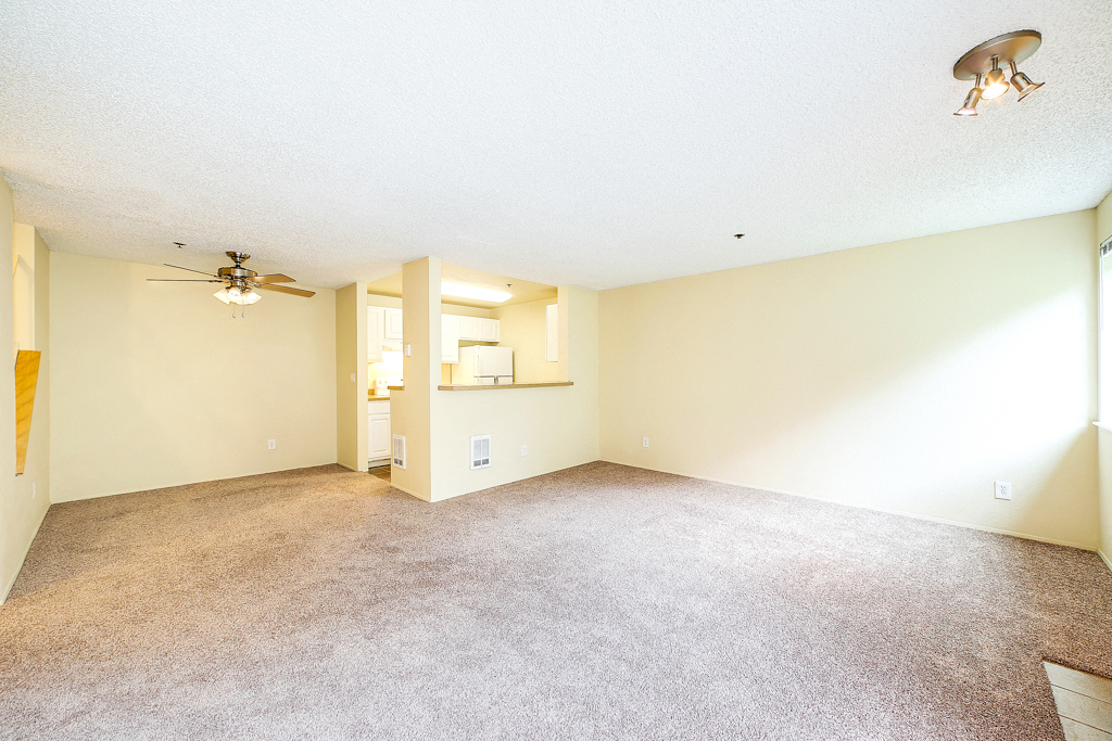 Mallard Pointe At Riverbend