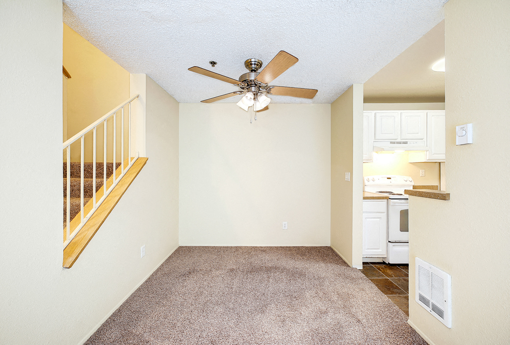 Mallard Pointe At Riverbend