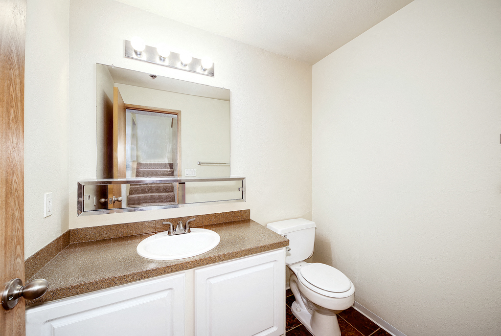 Mallard Pointe At Riverbend