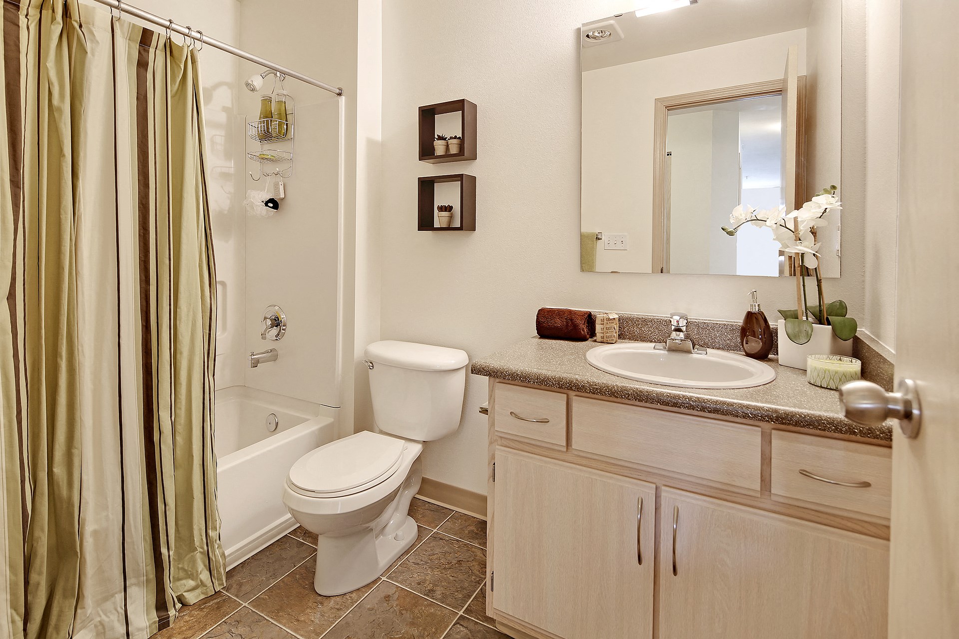 Woodcreek Apartments, 14611 Admiralty Way, Lynnwood, WA RentCafe