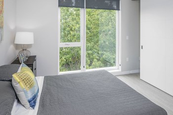 1450 SW Jefferson St Studio-2 Beds Apartment for Rent - Photo Gallery 4