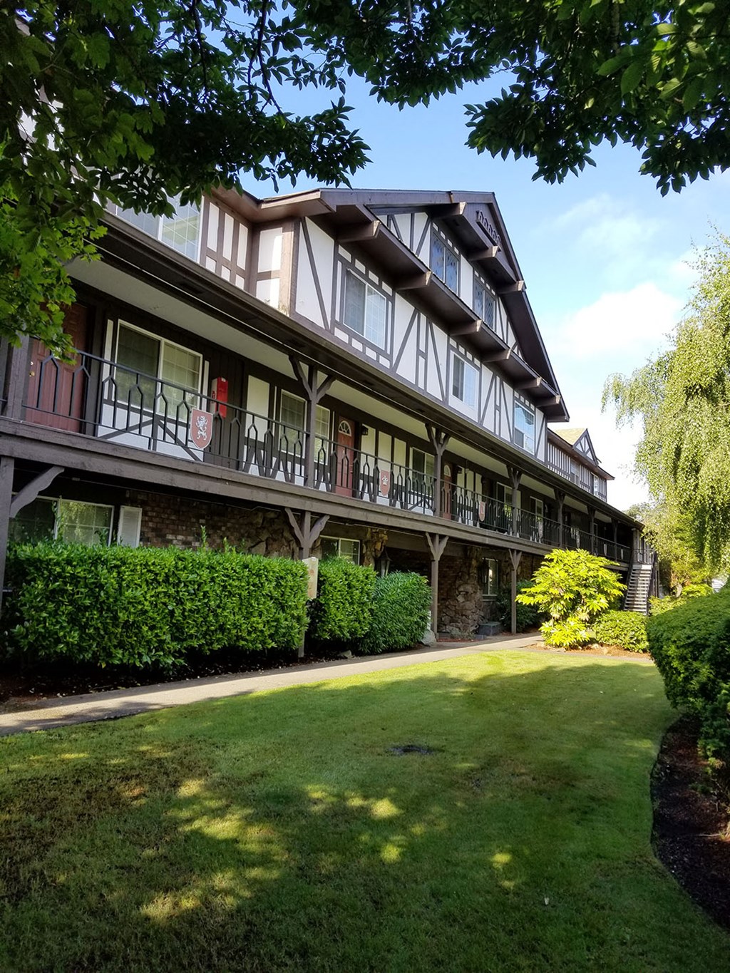 the building in which the hotel is located