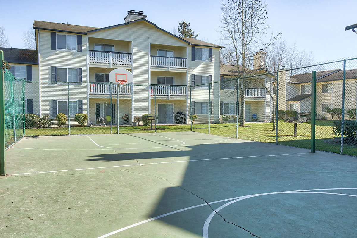 Mallard Pointe At Riverbend