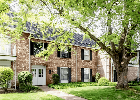 4547 Chestnut Ridge Road #208B 3 Beds Apartment for Rent