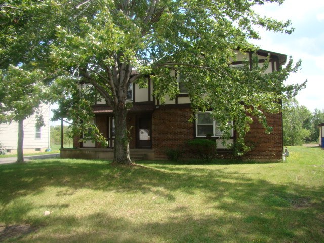 467-469 Kaymar Drive