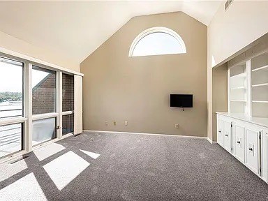 160 Rivermist Drive 3 Beds Townhouse for Rent - Photo Gallery 14