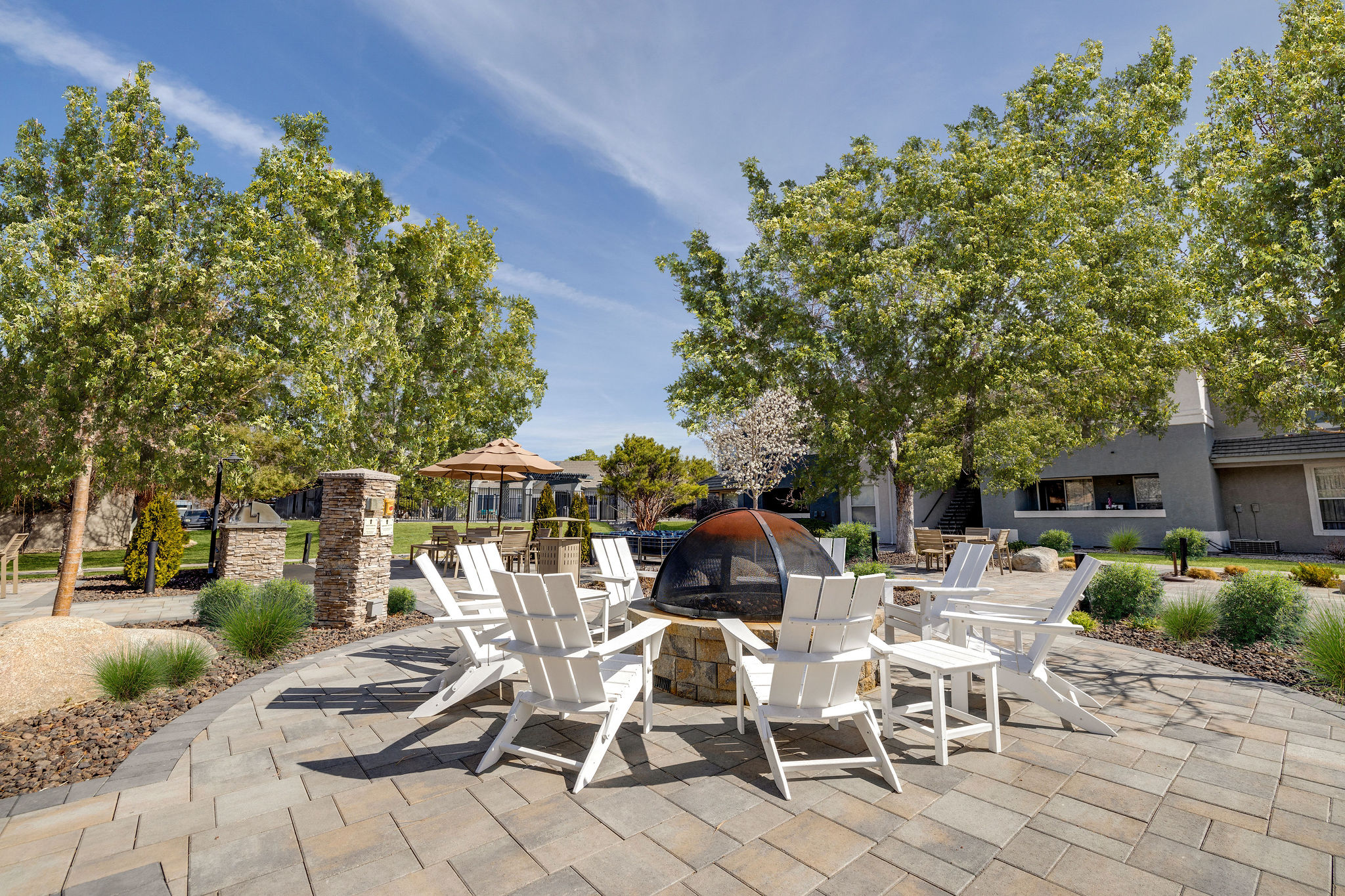 EASTLAND HILLS APARTMENTS