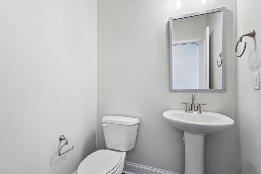 Half bathroom on the 1st floor