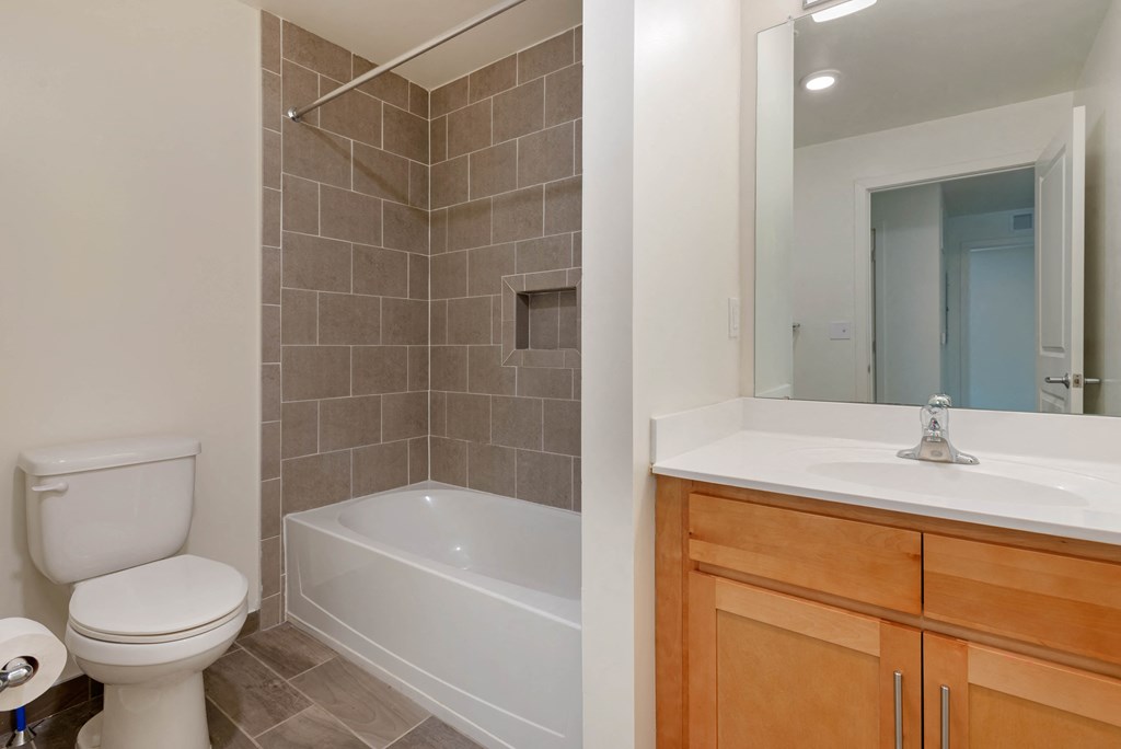 Jacobs Landing Apartments, 800 Bunns Lane, Woodbridge, NJ RentCafe