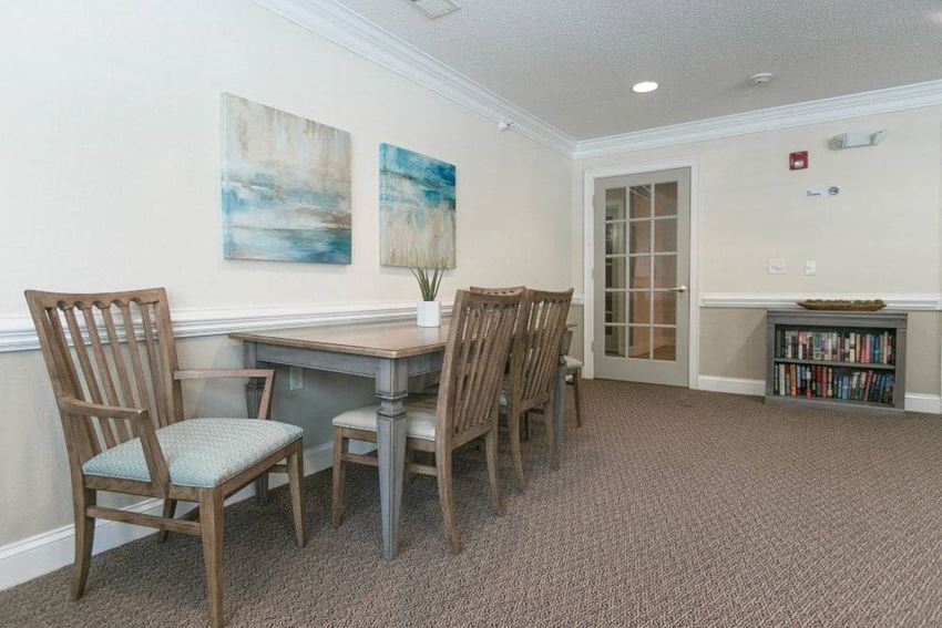 Cottages At Great Bridge Apartments, 625 Bettes Way, Chesapeake, VA