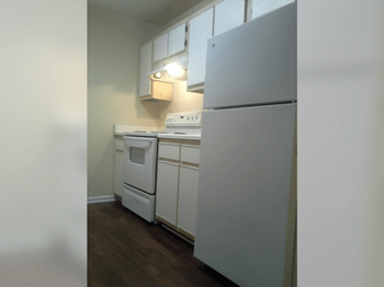 6800 Highway 1611 1-3 Beds Apartment, Fee Managed for Rent - Photo Gallery 3