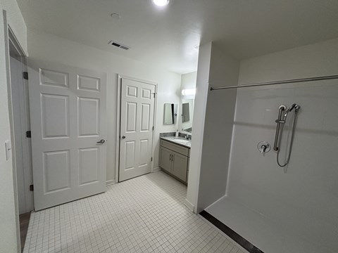 3950 Rosedale Ave 1-3 Beds Apartment for Rent