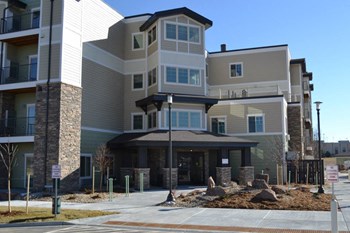 6622 W 10th Street 1-2 Beds Apartment, Affordable, Fee Managed, Income Restriction for Rent - Photo Gallery 2