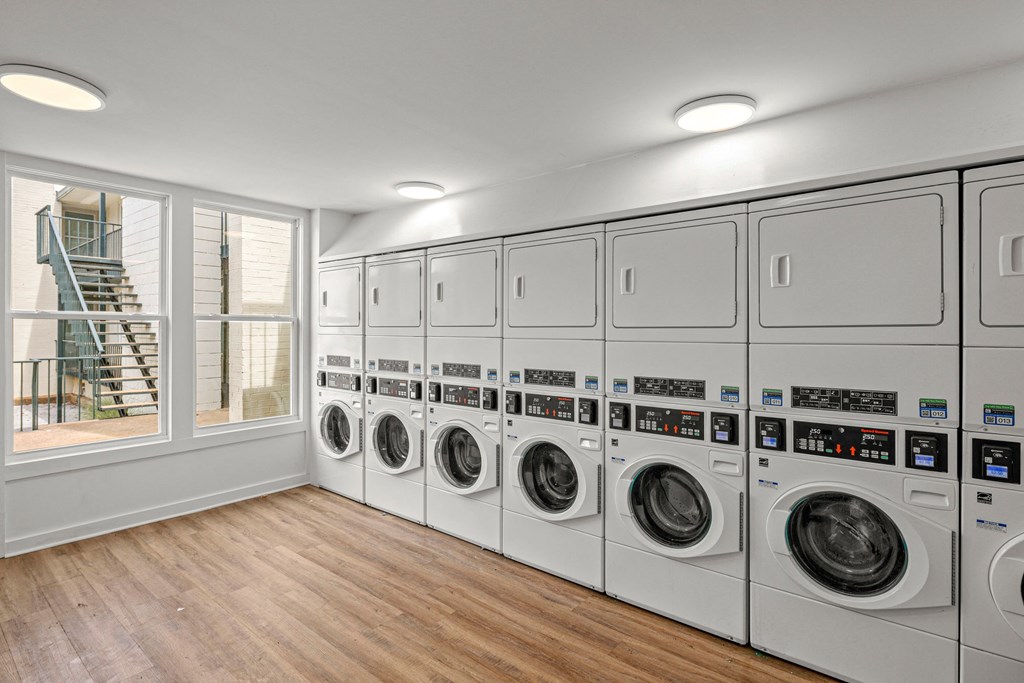 Laundry Room at The Courts Midtown, Tennessee