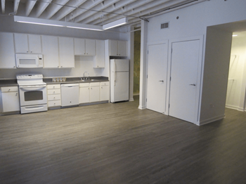 110 Barboro Alley Studio-1 Bed Apartment, Fee Managed for Rent - Photo Gallery 6