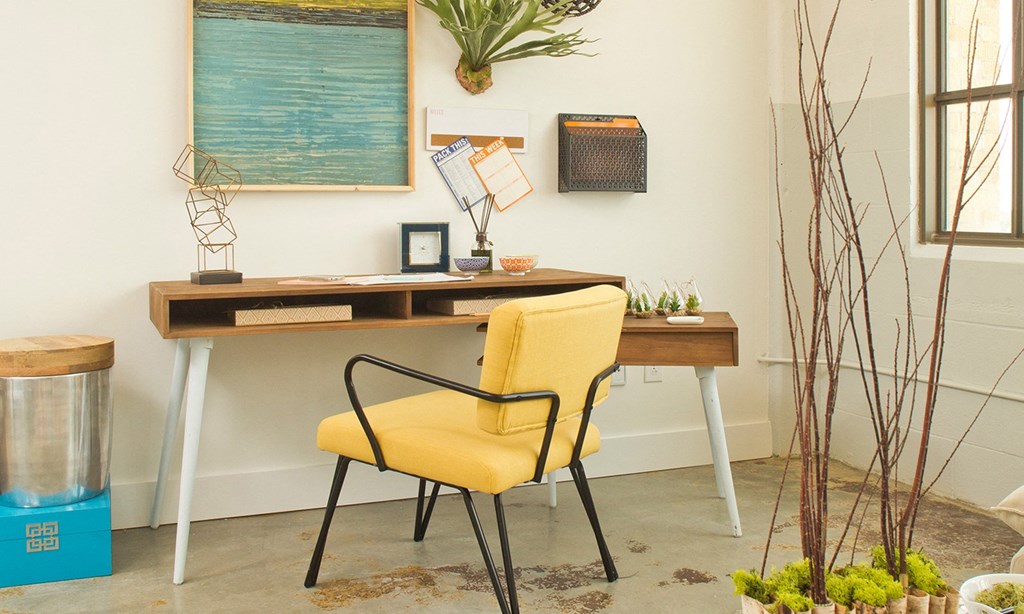 Work Desk at Parcels at Concourse, Memphis, Tennessee