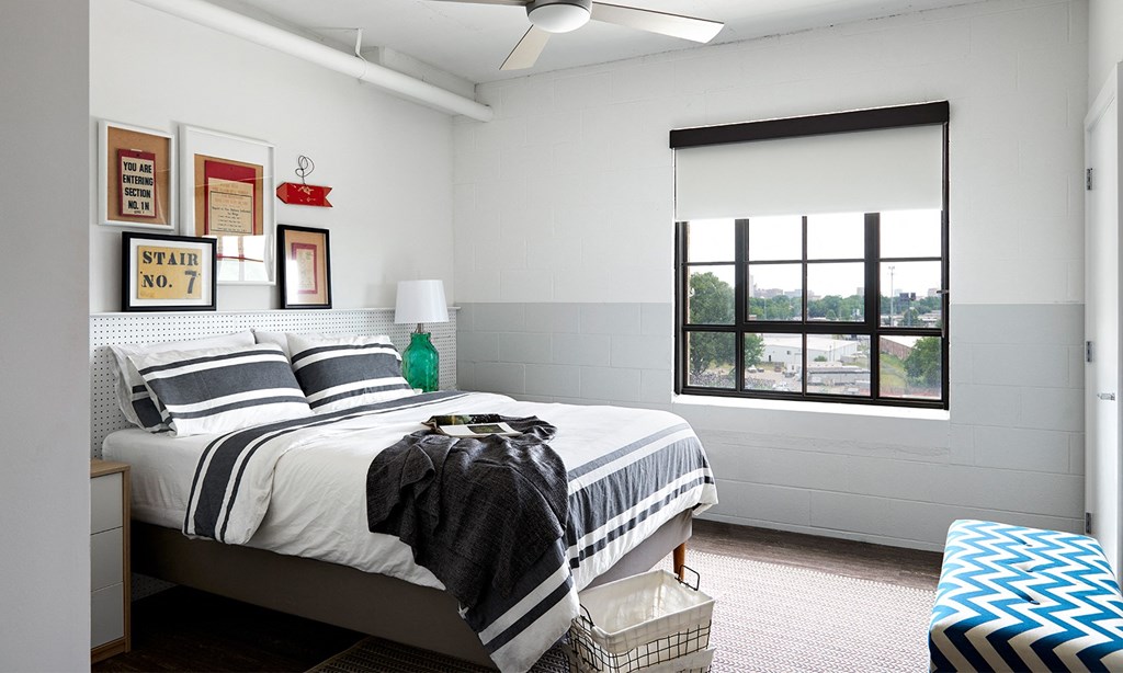 Comfortable Bedroom at Parcels at Concourse, Memphis, Tennessee