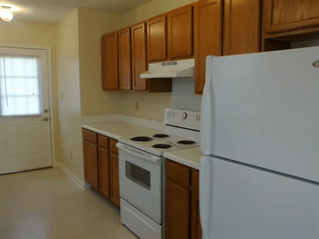 16 Autumn Valley Drive 3 Beds Home, Affordable, Fee Managed, Income Restriction for Rent - Photo Gallery 3