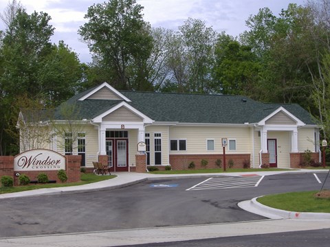 the building where the motel is located