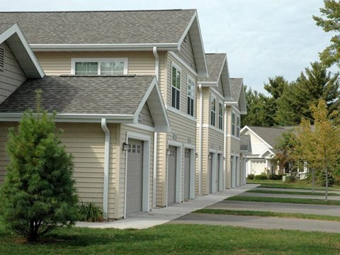 3218 Village Lane 4 Beds Apartment for Rent
