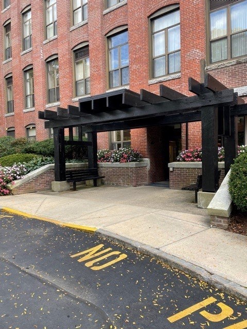 Andover Commons Front